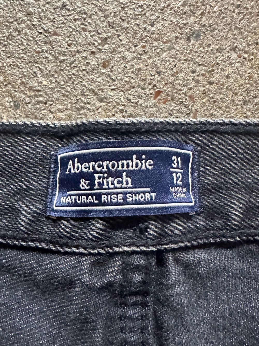 NWT Abercrombie & Fitch Natural Rise Shorts Washed Black Size 31|12 Denim Cotton - Picture 5 of 6